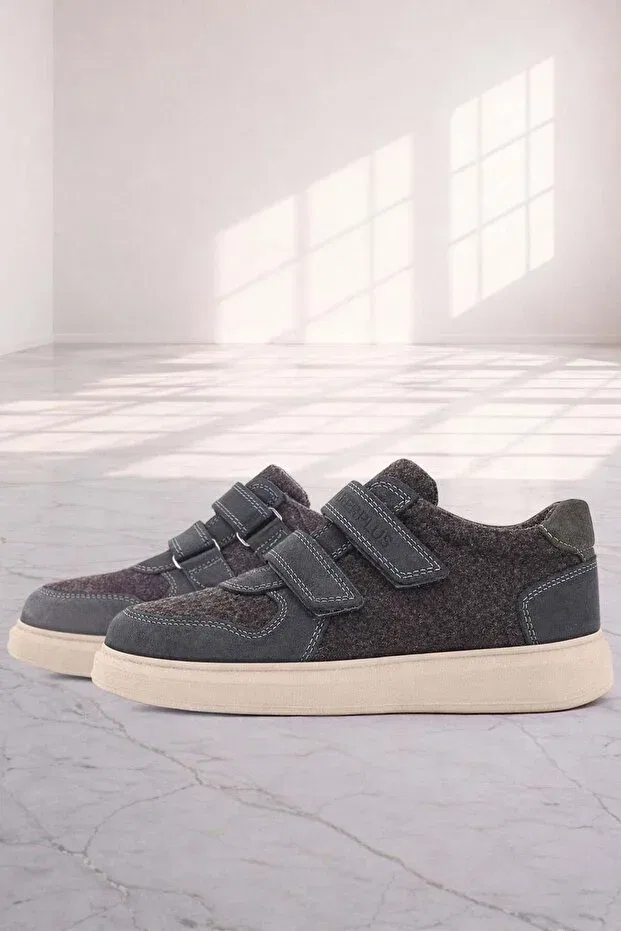Детские спортивные туфли для мальчиков на шнуровке Young Rakerplus, Brown