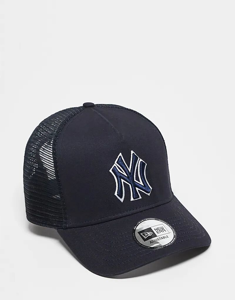

Кепка дальнобойщика New Era NY Yankees черного цвета