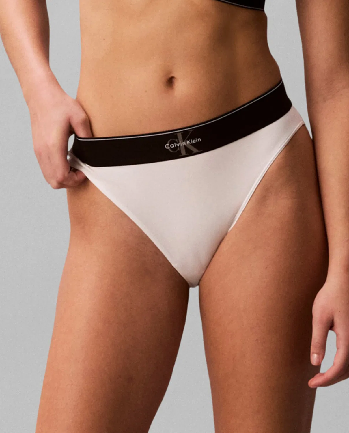 Женские трусы классические высокие Calvin Klein, Blanco