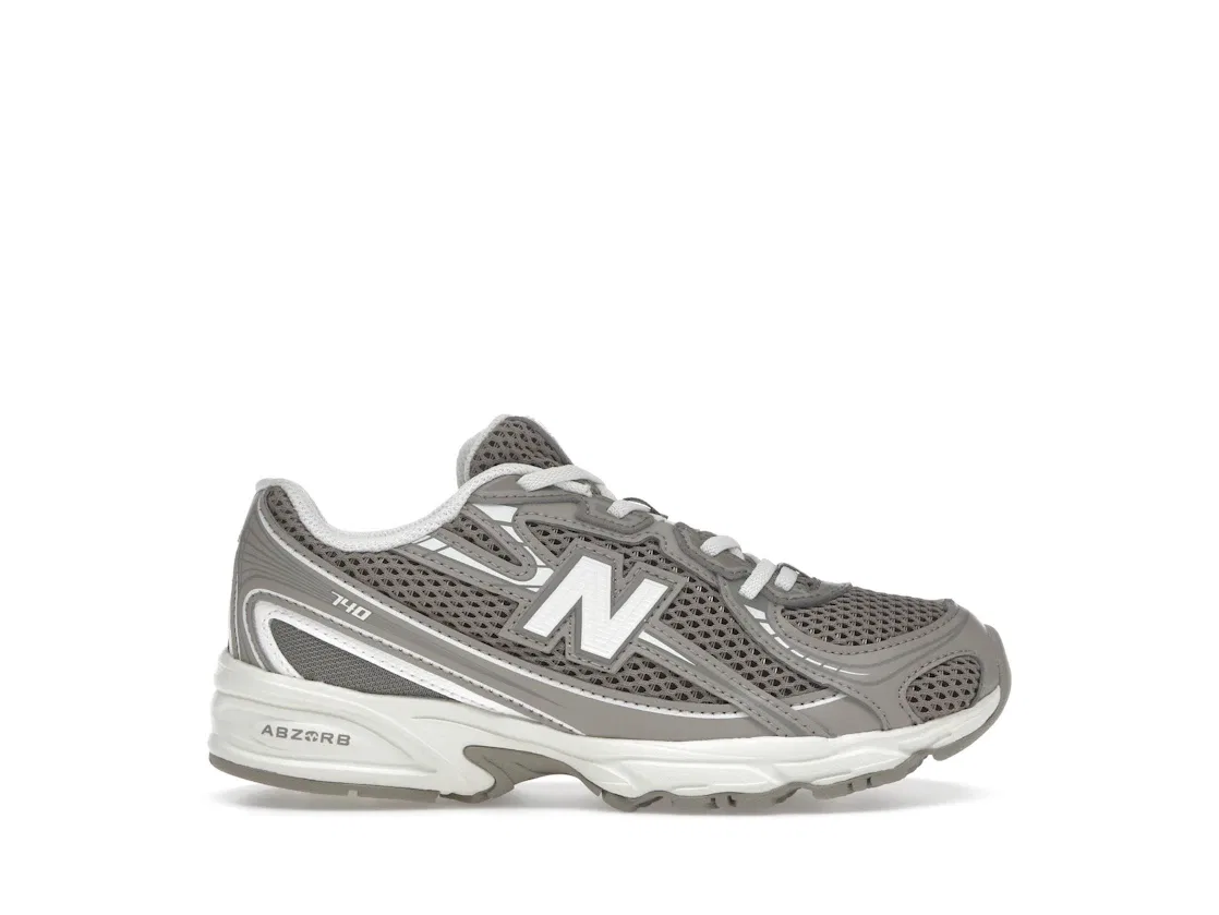 Детские кроссовки Lifestyle New Balance 740 Bungee Lace, Arid Stone/Angora