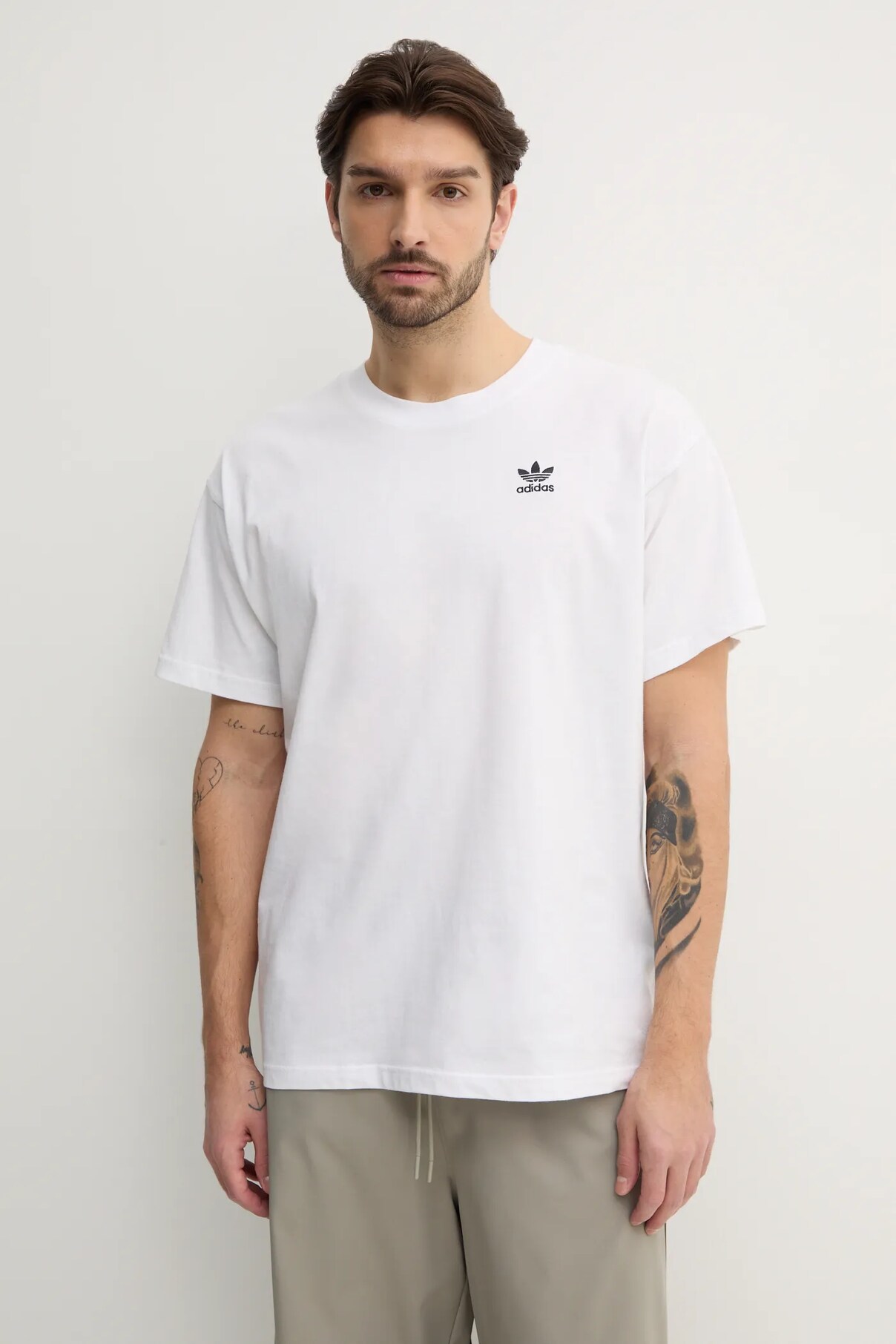 

Футболка из хлопка Essential Adidas Originals, белый
