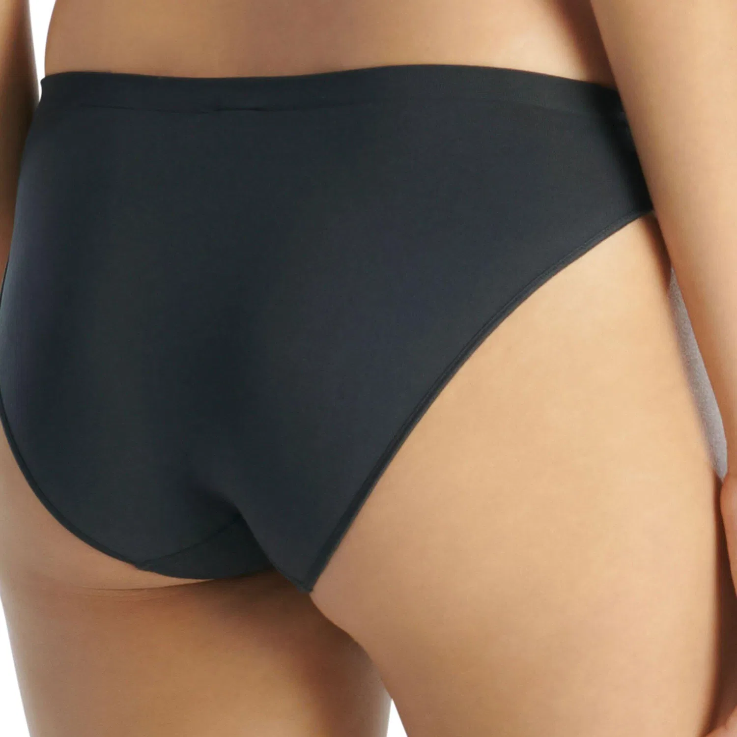 Женские трусы-слипы с низкой посадкой Adidas Active Seamless, цвет Black — фото 4