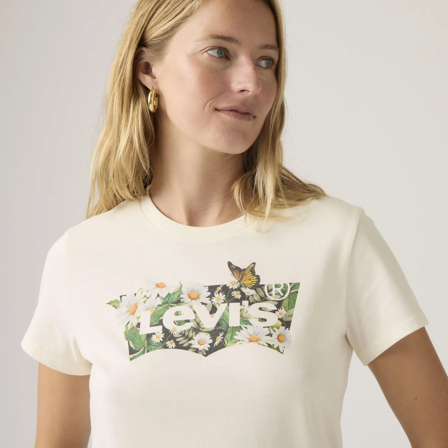 Женская футболка The Perfect Tee Levi's, Daisy Bw Egret — фото 4