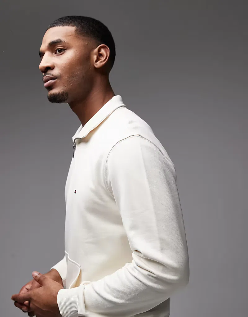Свитшот Tommy Hilfiger Essential из махровой ткани с застежкой-молнией на четверть длины, кремовый — фото 3