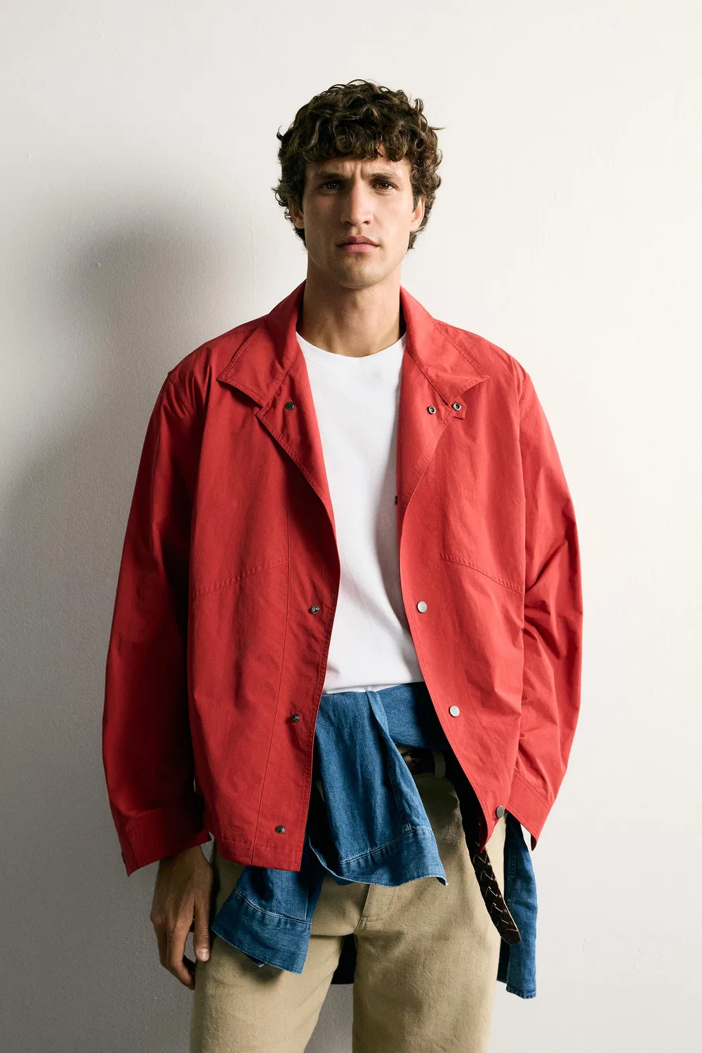 Легкая, технологичная, стандартного кроя, рубашка-куртка. ZARA, Red — фото 2