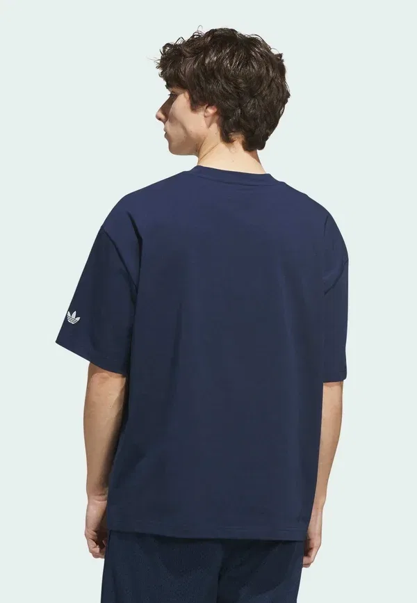 Оригинальная футболка Skyjam с принтом Adidas Originals, индиго — фото 2
