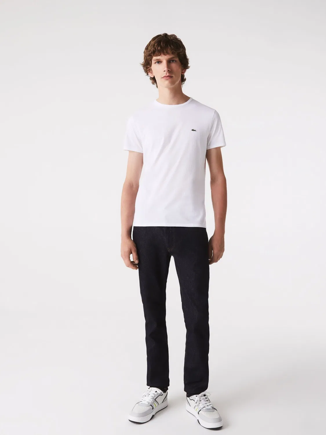 Lacoste Белая хлопковая футболка с круглым вырезом и короткими рукавами — фото 3