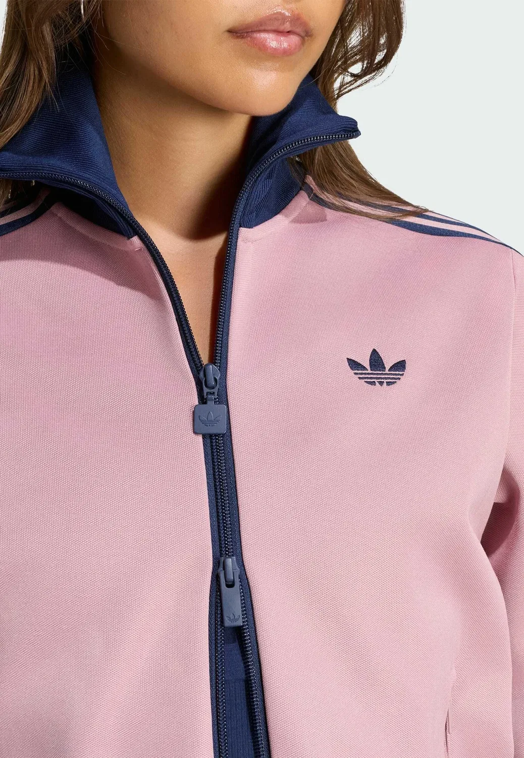 Классическая тренировочная куртка TT Adidas Originals, Magic Mauve Night Indigo — фото 3