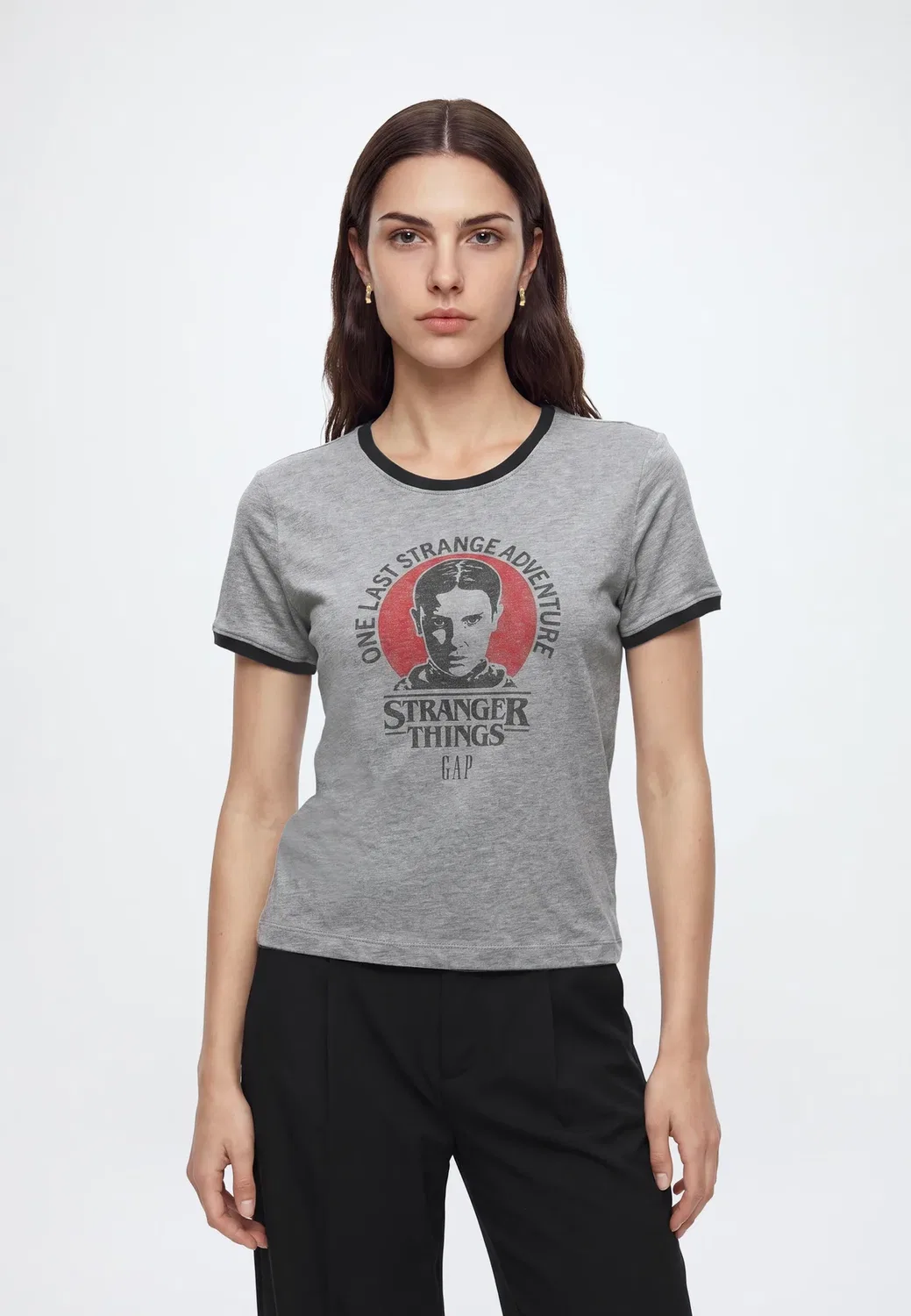 Футболка с принтом «Очень странные дела» Gap, B30 Grey Heather