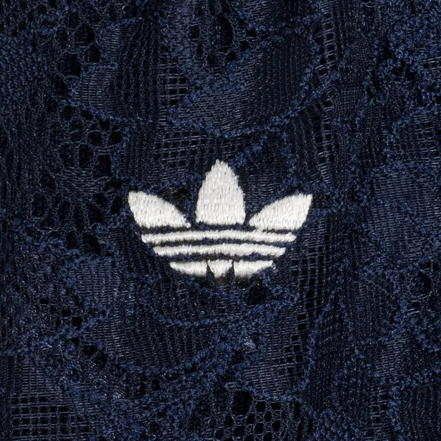Брюки ADIDAS ORIGINALS свободного кроя '2IN1 FIREBIRD LOOSE LACE SKIRT' цвета индиго — фото 2