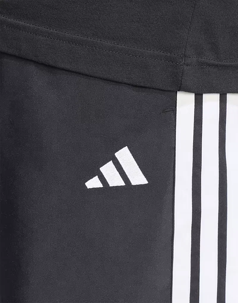 Шорты Adidas Performance Essentials Chelsea Lite с тремя полосками, черно-белые — фото 2