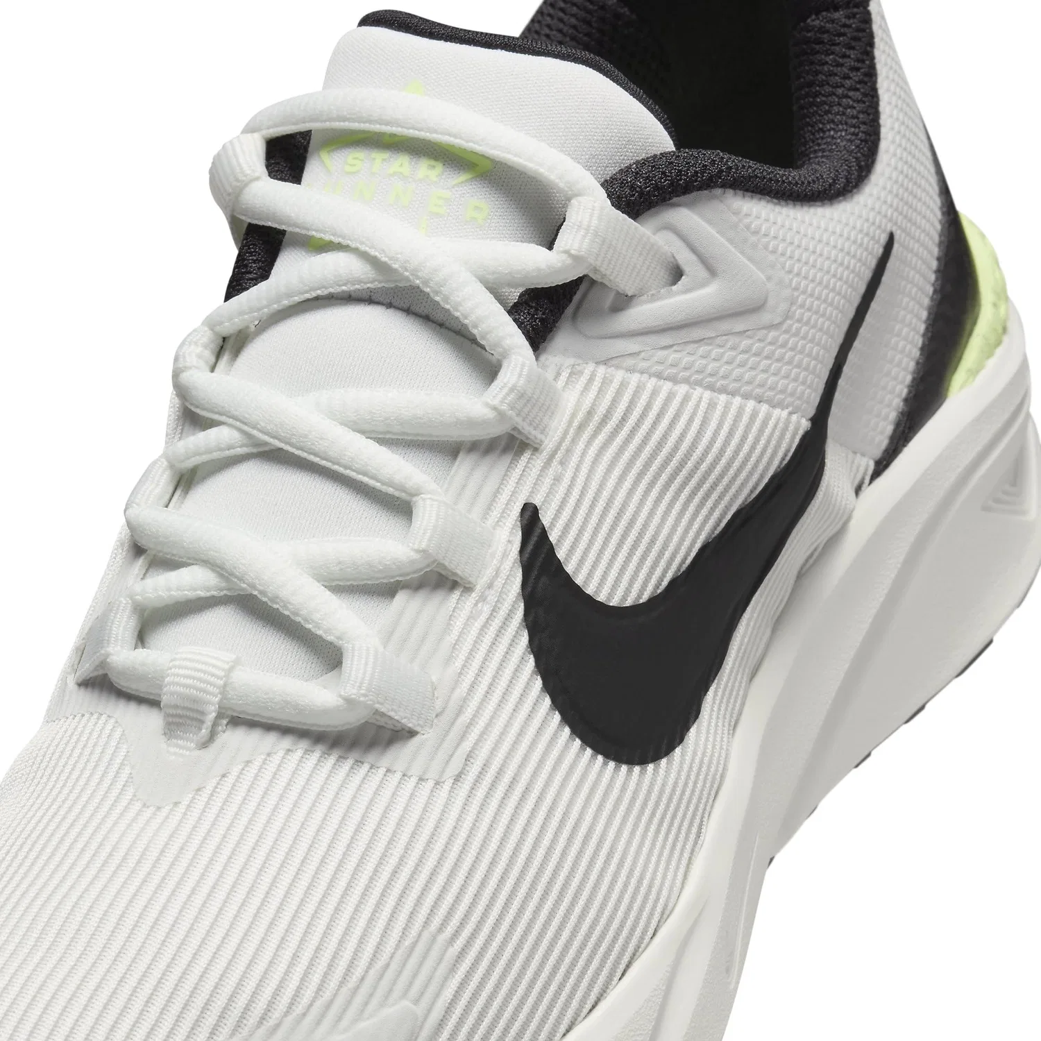 Детские кроссовки для мальчиков с закрытым носком Star Runner 4 NN NIKE, Summit White Black Barely Volt — фото 2
