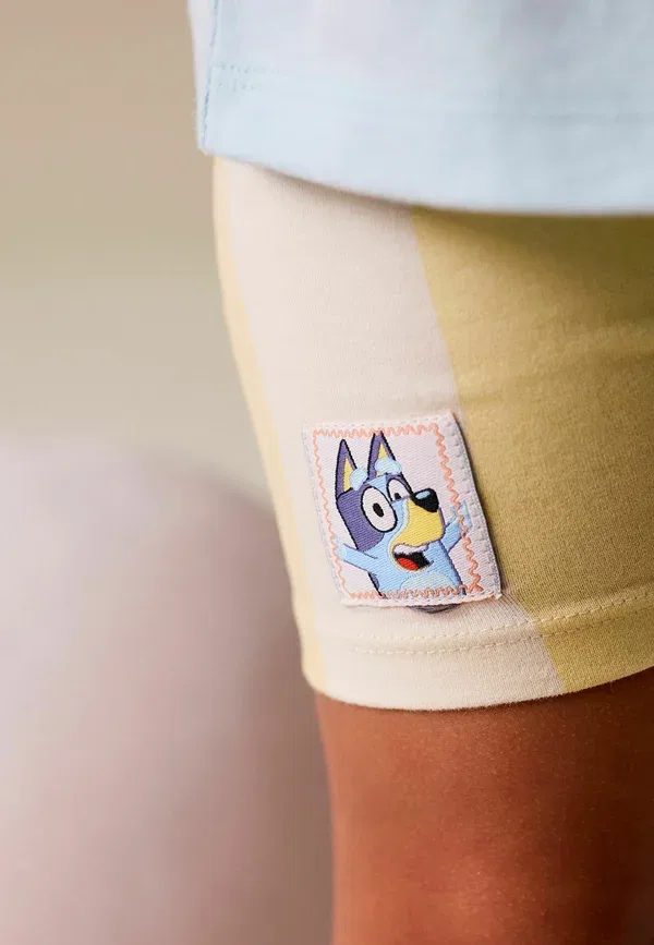 Комплект из футболки и шорт с принтом Bluey Regular fit y short sleeve and set Next, синий — фото 4