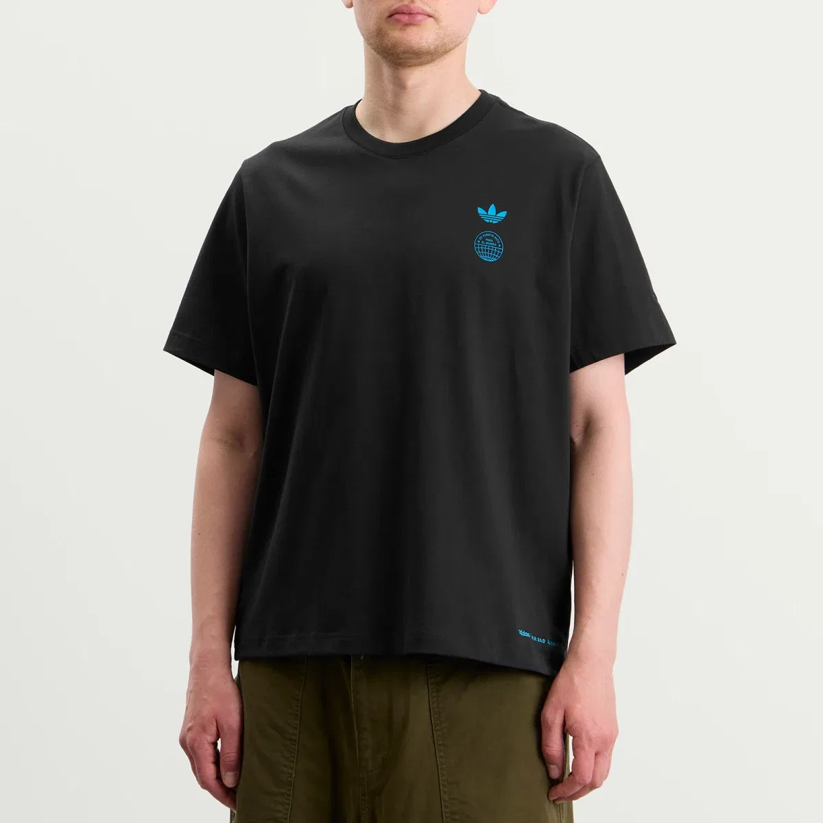 Футболка с принтом X Bad Bunny Milan Tour Merch Adidas, Black — фото 2