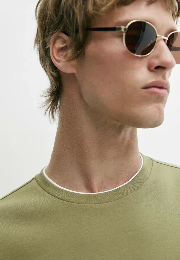 Футболка из хлопка Basic T-shirt Massimo Dutti, Mottled Dark Green, темно-зеленый — фото 4