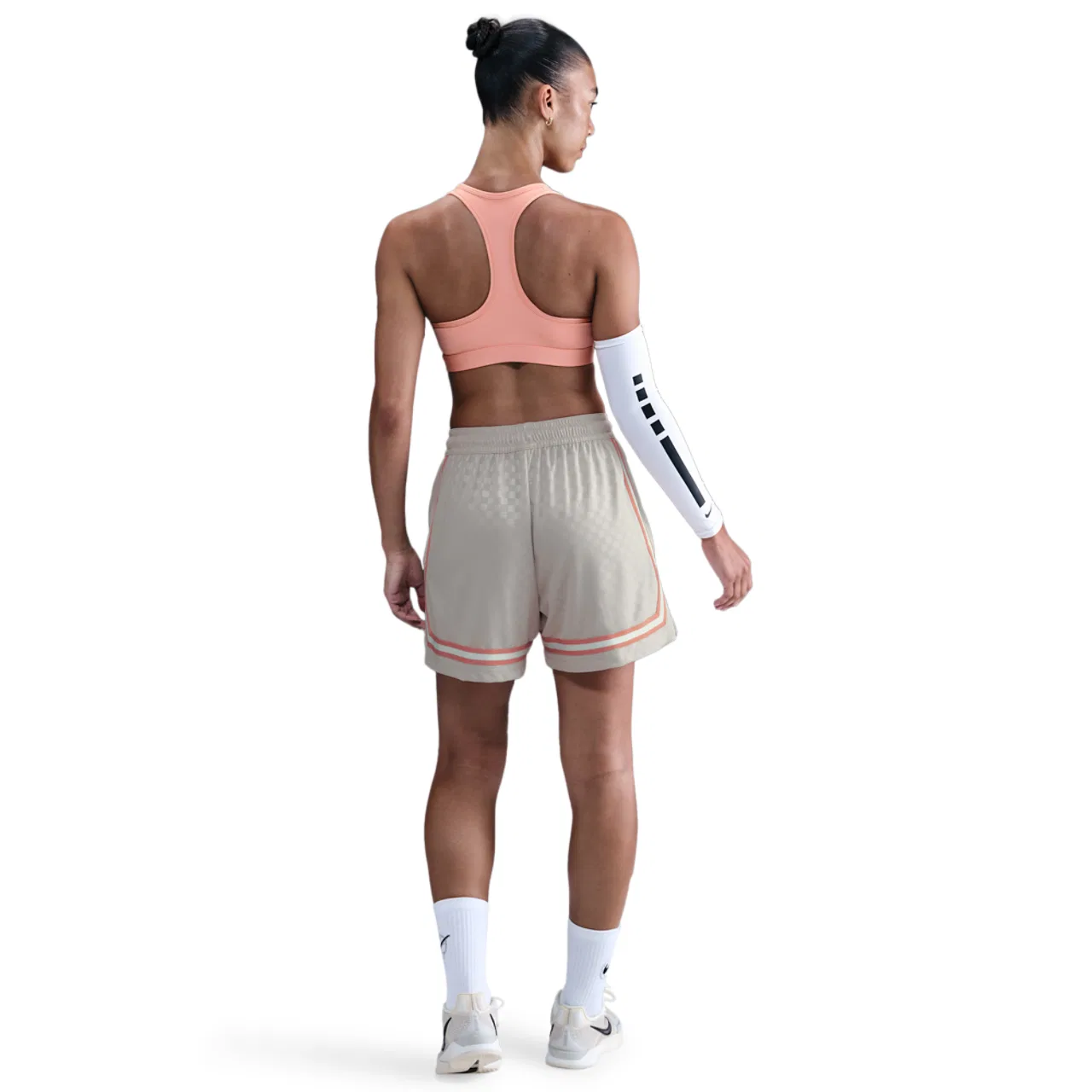 Женские шорты с боковыми карманами Nike Dri-FIT Crossover, Lt Orewood Brn/Rose Gold/White — фото 4