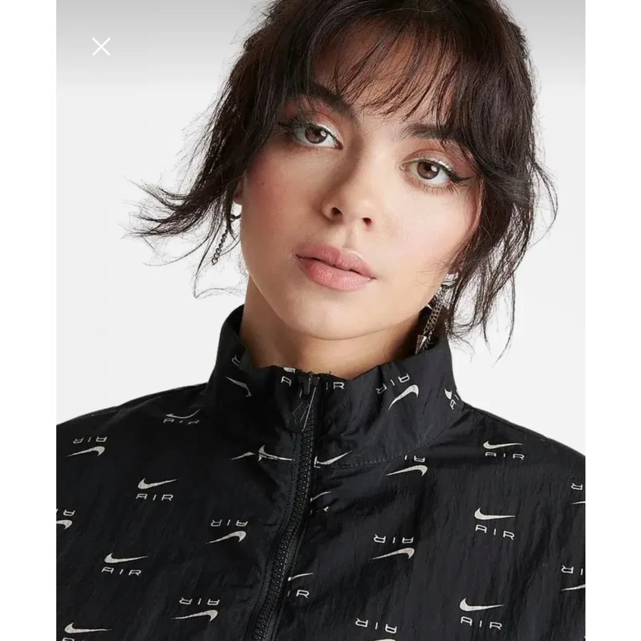 Женская куртка Nike Sportswear Air Allover Printed Mod Crop Woven Quarter-Zip, Черный — фото 3