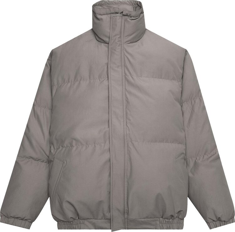 

Пуховик Fear of God Essentials Puffer Jacket 'Cement', серый