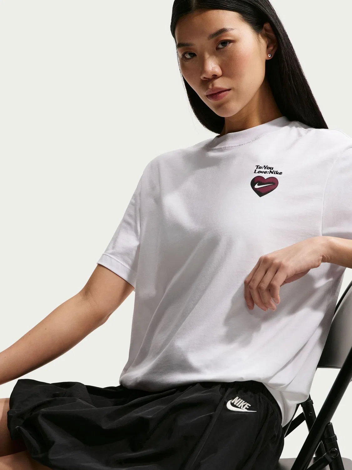 Футболка свободного кроя с принтом сердца Nike, белый — фото 3