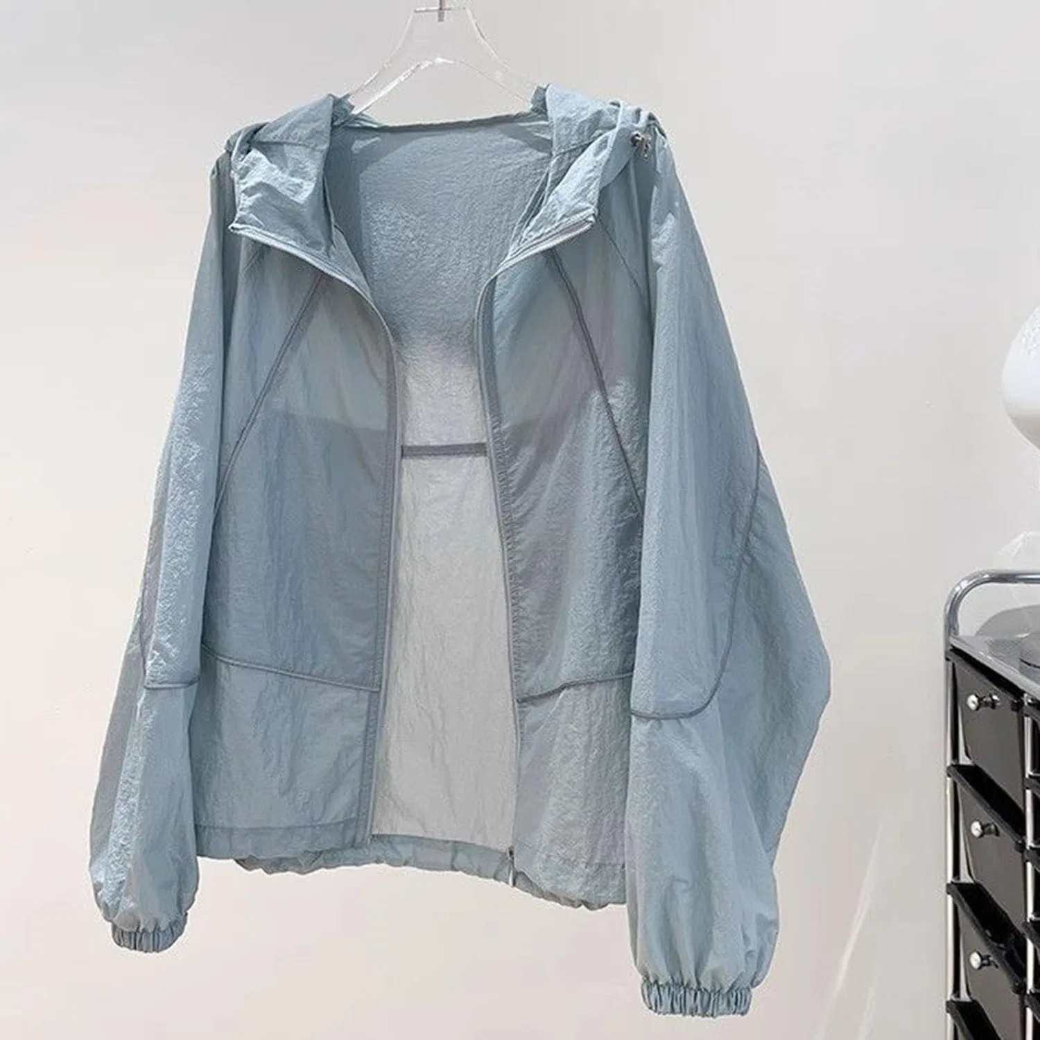 Женская куртка с капюшоном и молнией, легкая, с защитой UPF 50+, 01#azzurro — фото 2