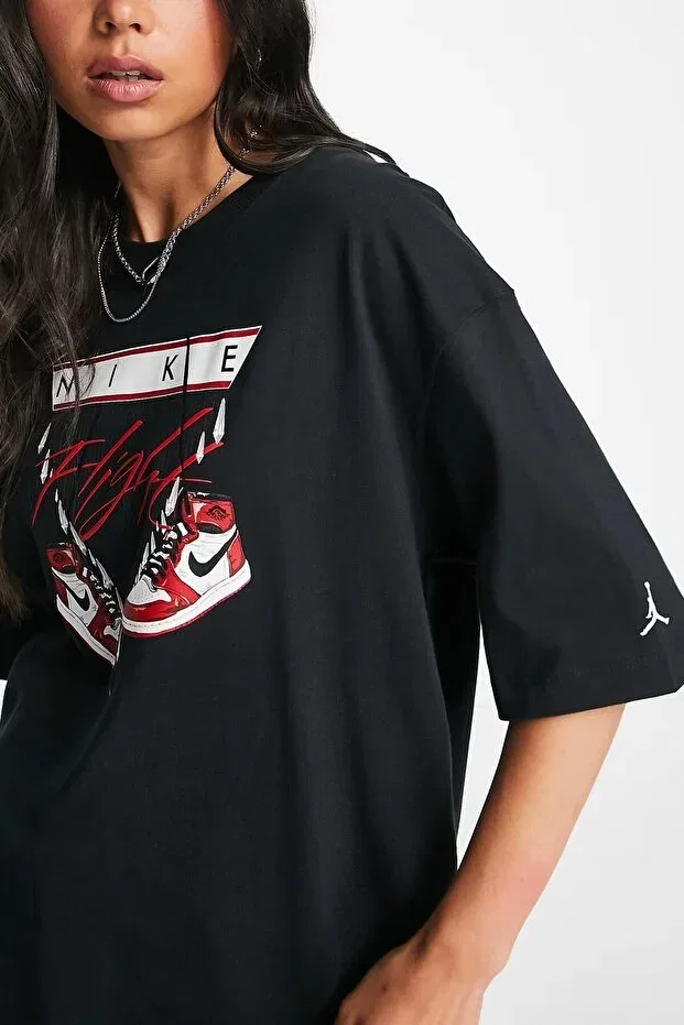 Женская футболка с принтом Jordan Flight Women's Oversized T-Shirt Nike, Black — фото 3