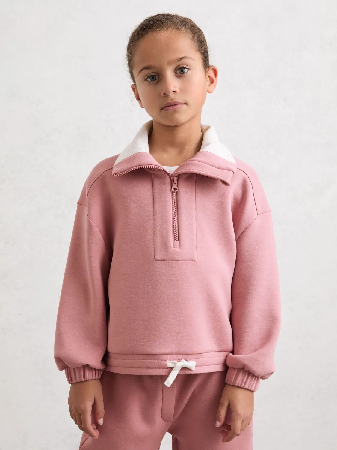Свитшот с воротником-трубой, модель Laney Rose Reiss, розовый — фото 3