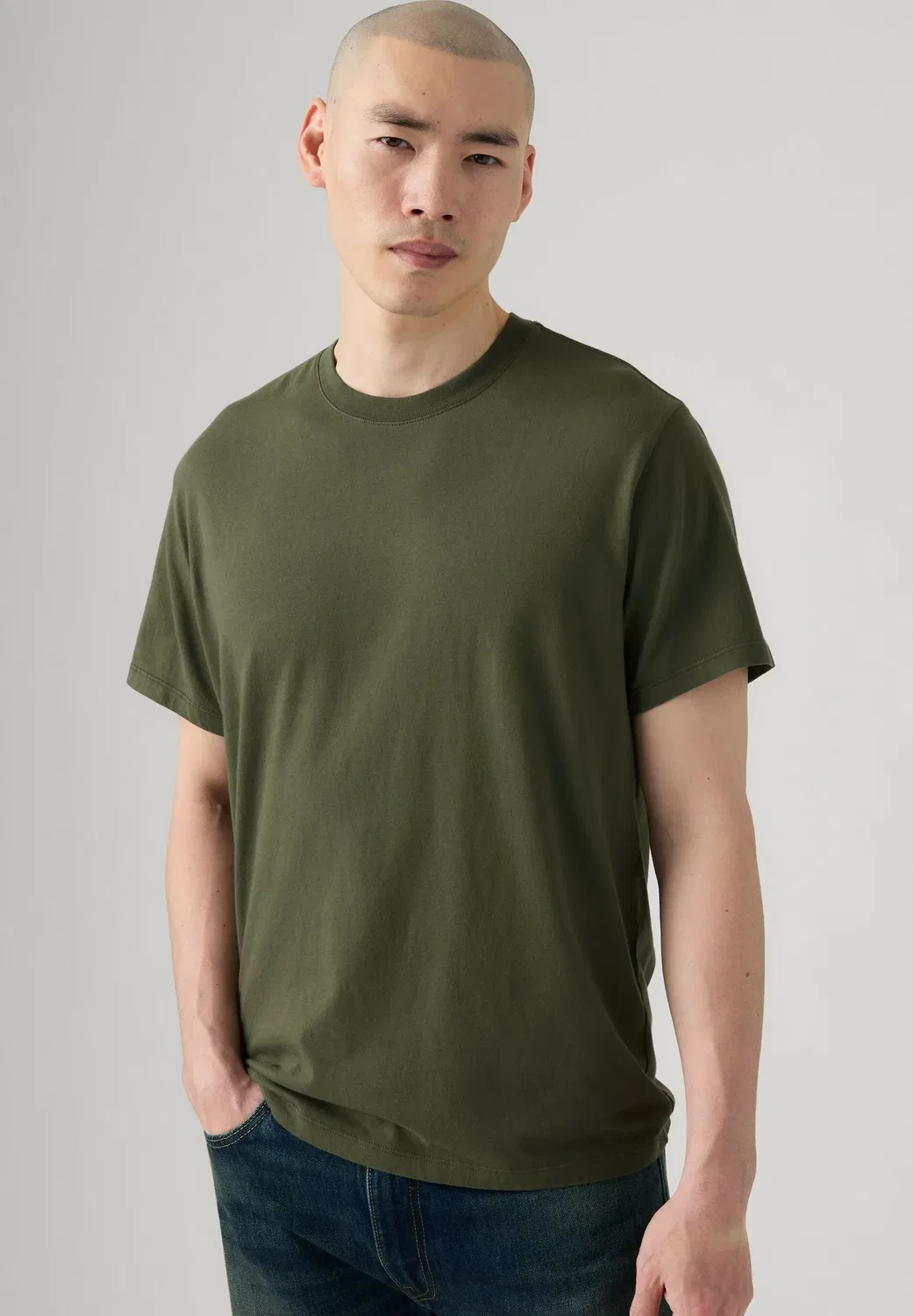 Ng essential tee mineral black - базовая футболка Levi'S, Vintage Khaki - Greens - — фото 4