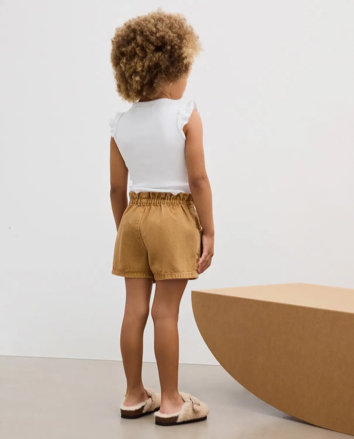 Детские шорты для девочек из саржи Paperbag Kids El Corte Inglés, Toffee — фото 3
