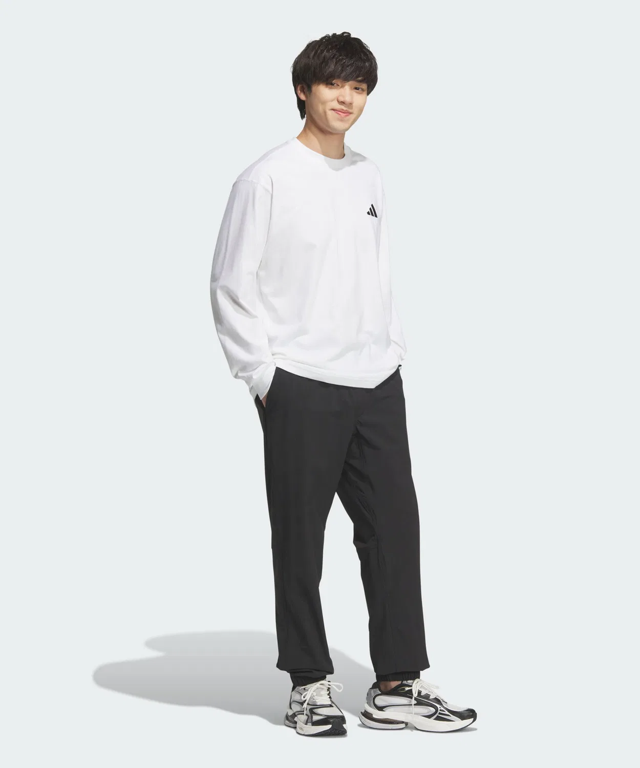 Мужские спортивные джоггеры с принтом Essential Plus Regular Fit Stretch Woven Full Length Jogger Pants, Adidas, Черный — фото 3