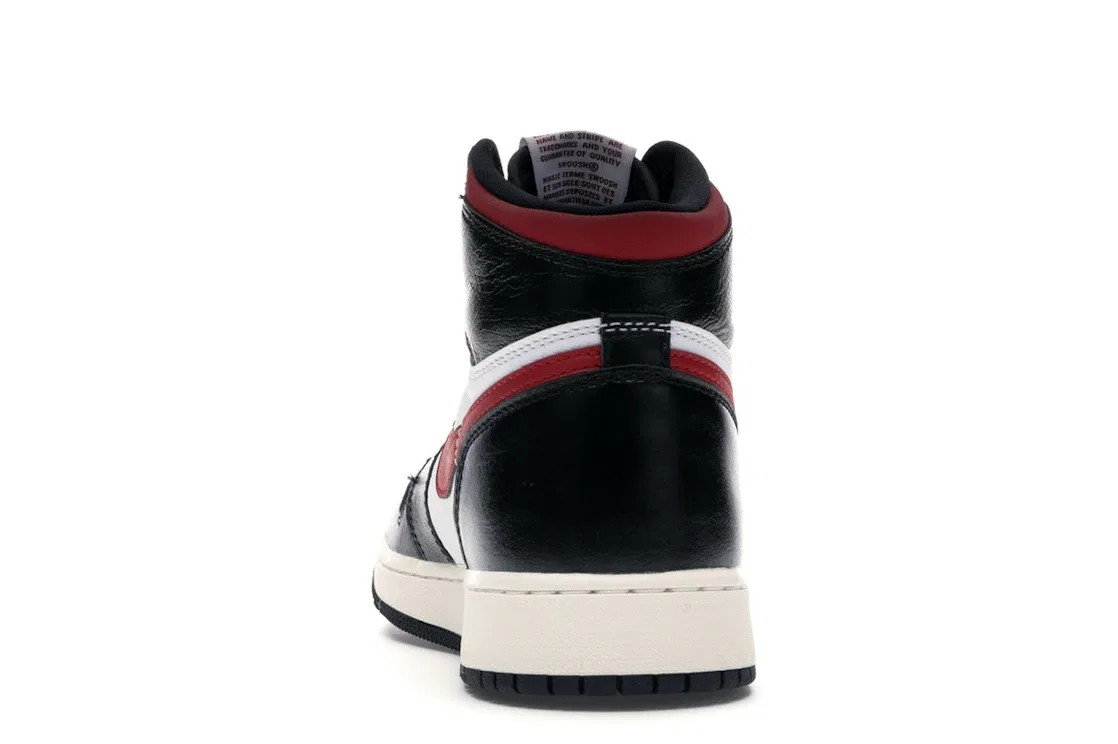 Детские кроссовки Lifestyle с высоким верхом Jordan 1 Retro High Jordan, Black/Gym Red-White-Sail — фото 4