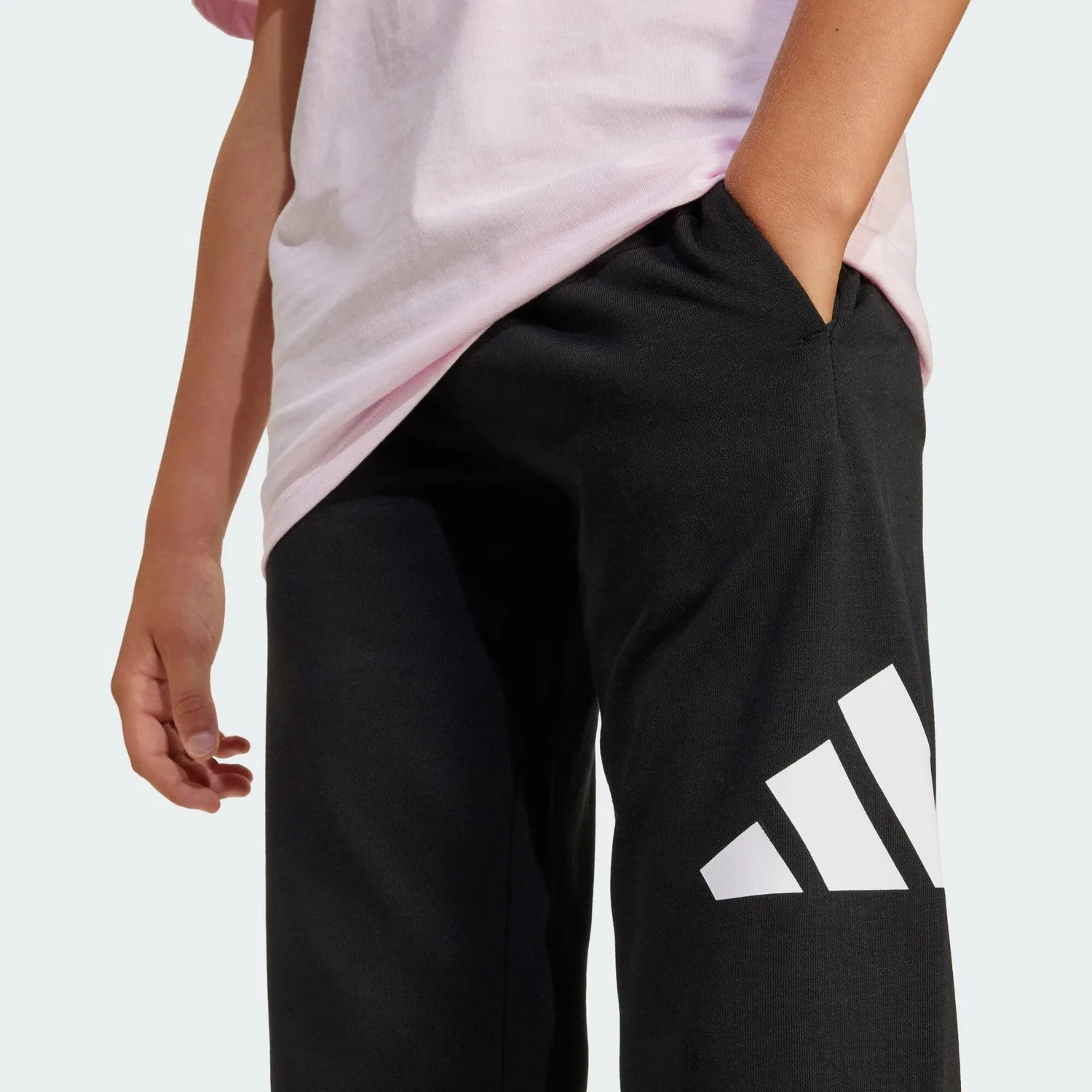 Детские спортивные штаны Essentials Kids Adidas, Schwarz Weiss — фото 4