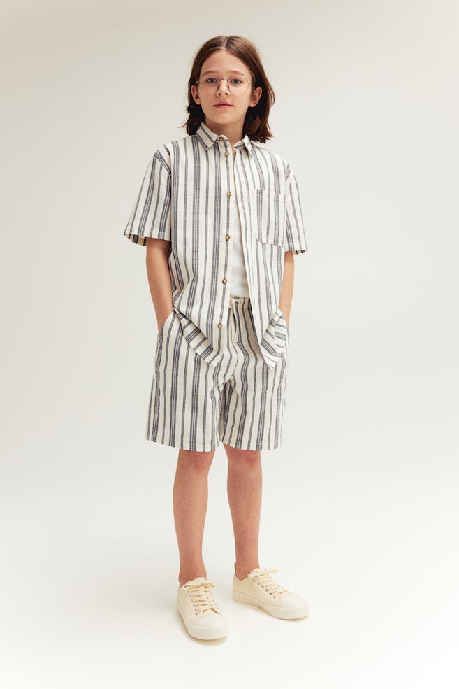 

Свободные джинсовые шорты H&M, мультиколор