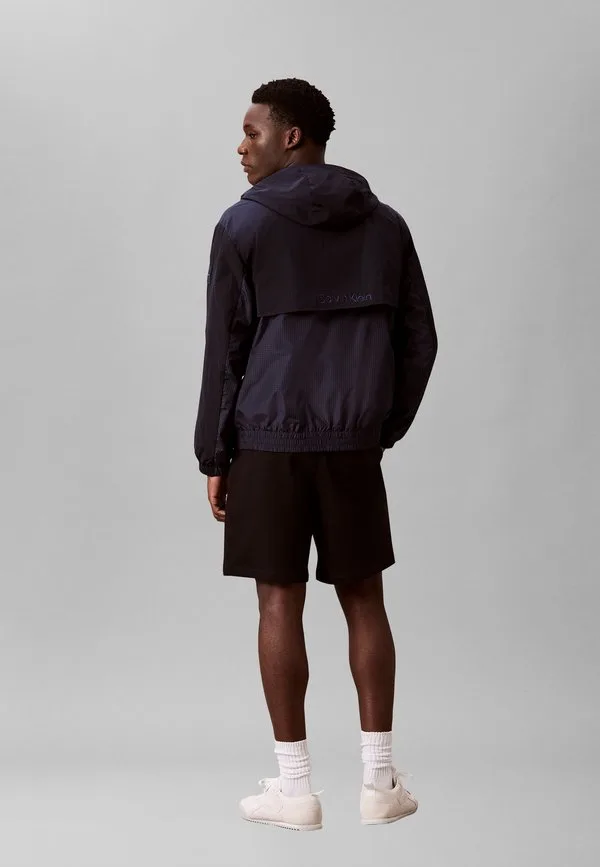 Спортивные шорты с графическим принтом Calvin Klein, Black — фото 2