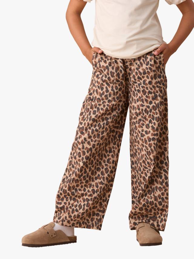 

Детские хлопковые брюки с леопардовым принтом и широкими штанинами Angel & Rocket