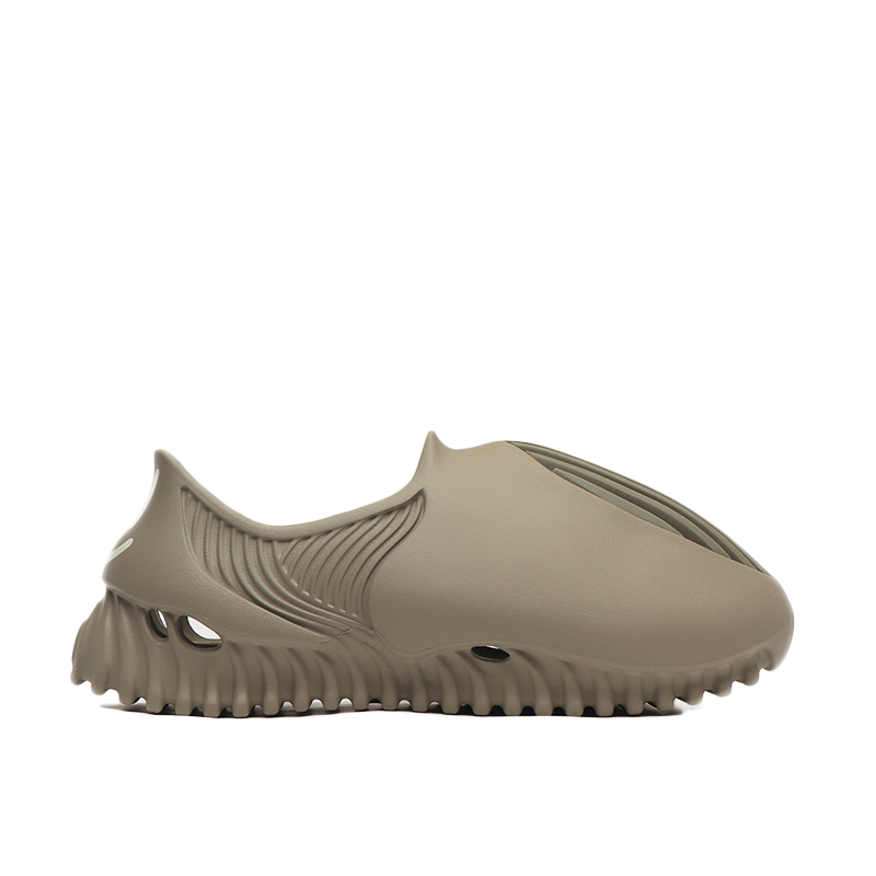 Футболка Foam Runner Clogs Unisex светло-коричневая GENEGG, льняная — фото 2