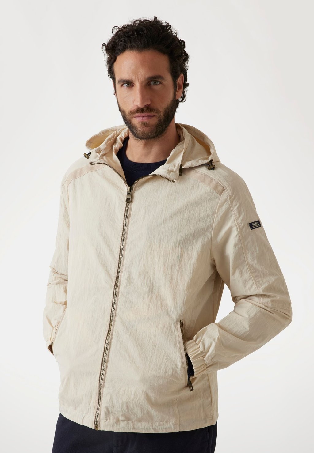 

Летняя куртка WINDJACKE MIT KAPUZE Guess, бежевый
