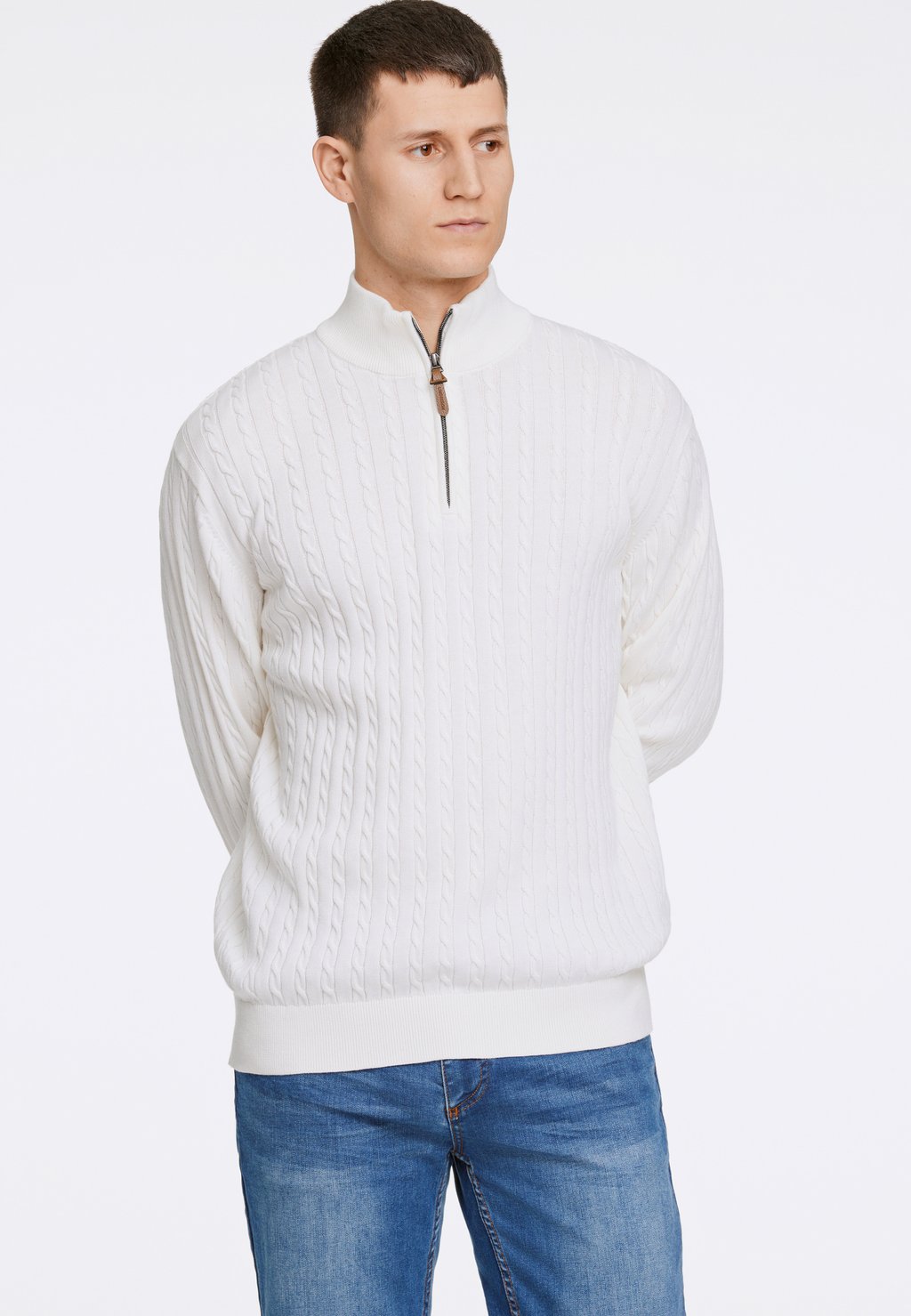 

Джемпер 1/2 ZIP Lindbergh, кремовый