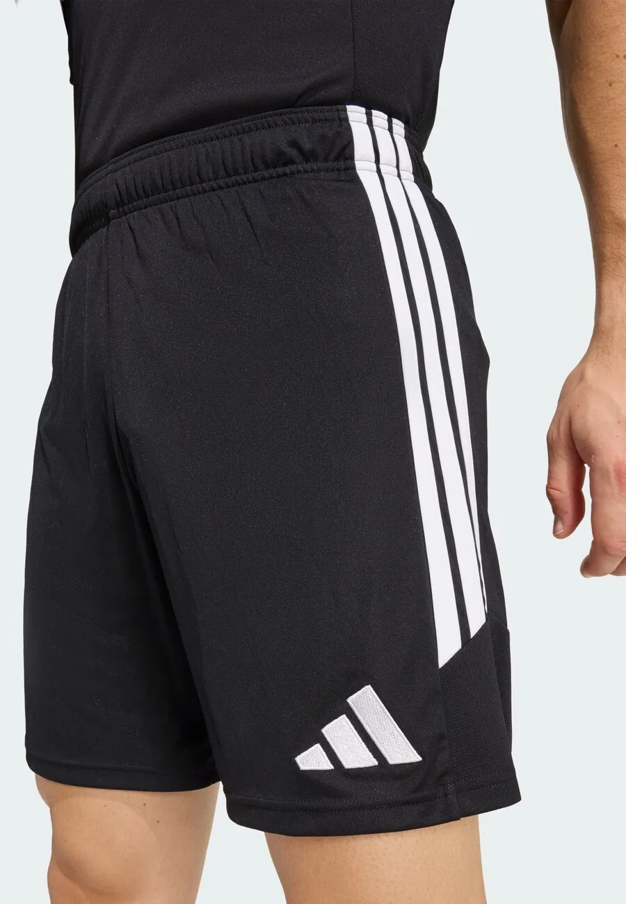 Спортивные шорты ADIDAS PERFORMANCE Regular Workout Pants 'Tiro26 League' черного цвета — фото 4