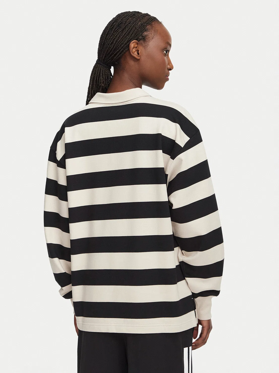 Женская толстовка стандартного кроя Essentials Contemporary French Terry Longsleeve Adidas, черный — фото 2
