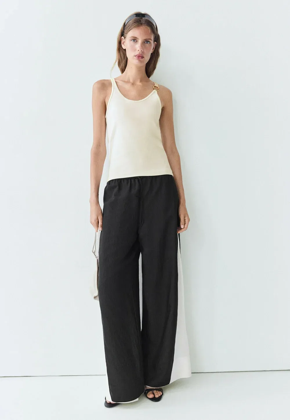 Свободные брюки-комбинезон с широкими штанинами Massimo Dutti, Black — фото 3