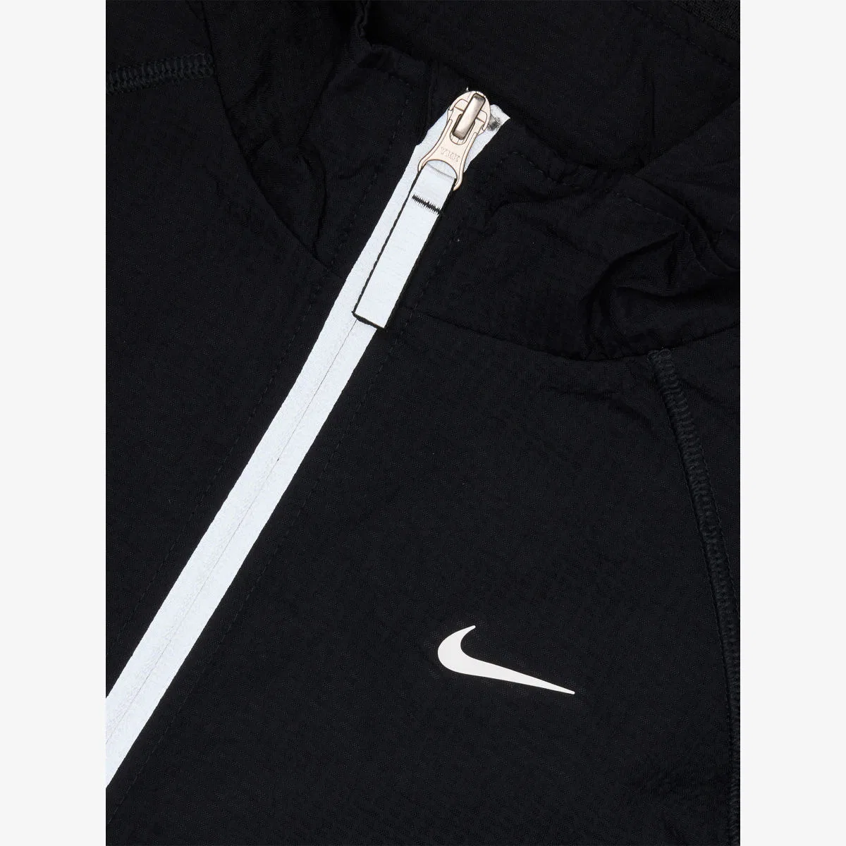 Детская городская утилитарная куртка на молнии из тканого материала Nike, белый/черный — фото 2