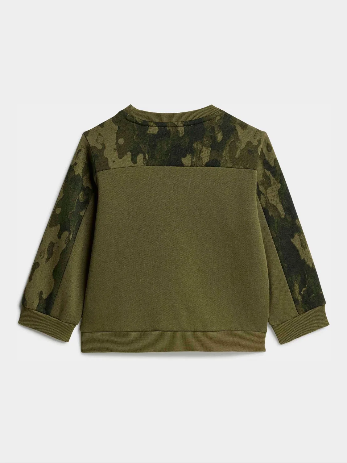 Спортивный костюм adidas Seasonal Essentials Camo, зеленый — фото 3