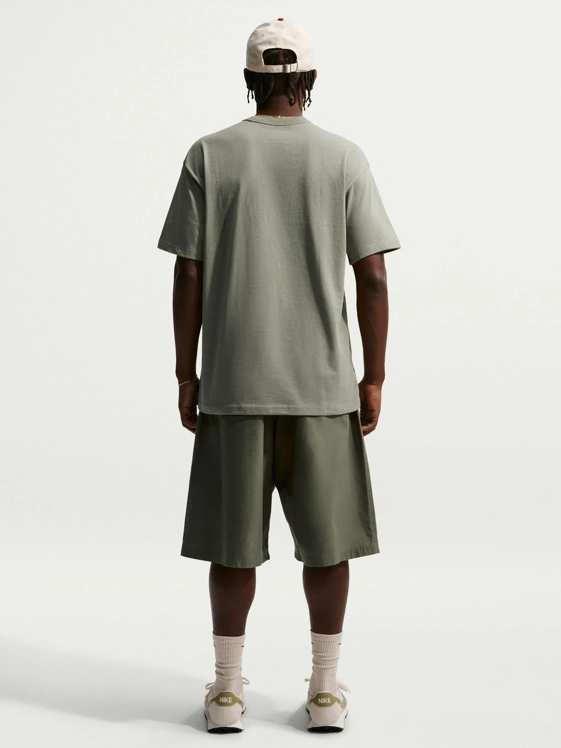 Футболка, хлопок, Premium Essentials Nike, серый — фото 2