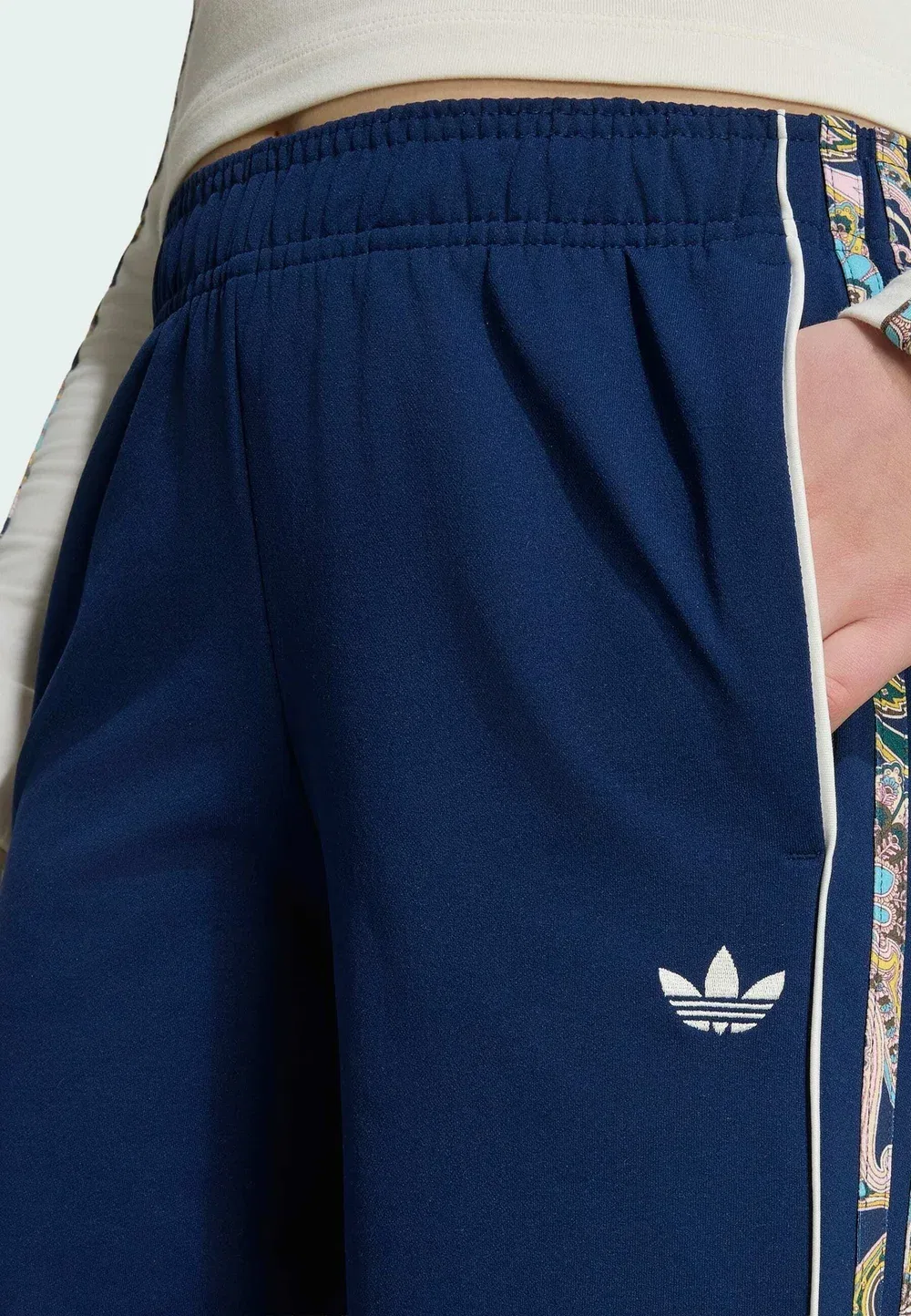 Свободные спортивные брюки с узором «пейсли» Adidas Originals, Night Indigo — фото 3