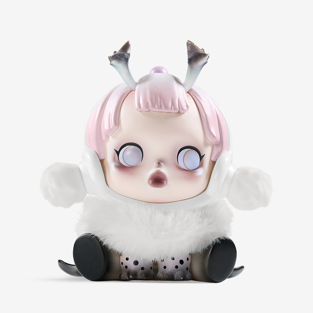 

Фигурка Pop Mart Skullpanda The Mare of Animals Series, The Moth