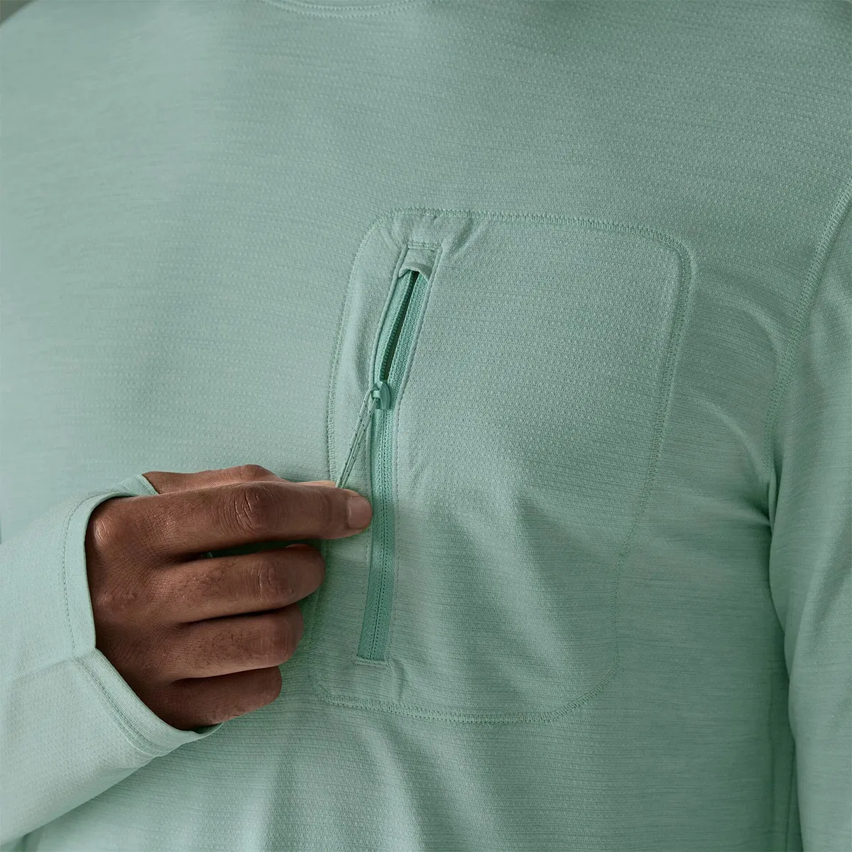 Мужская футболка с длинным рукавом с защитой UPF 40+ Patagonia, Thermal Blue/Thin Ice X-Dye — фото 4