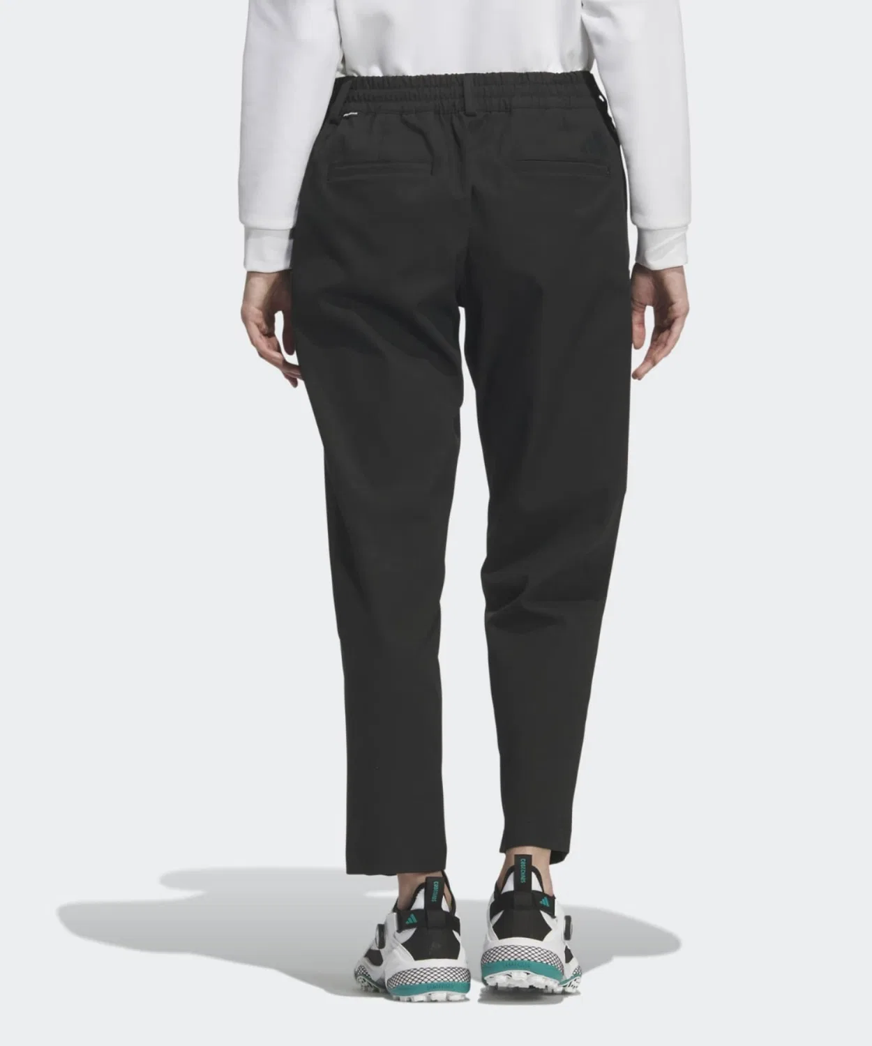 Женские спортивные брюки с утягивающим эффектом Beyond the Course EX Stretch Twill Weave Ankle Cargo Pants Adidas, Black — фото 2