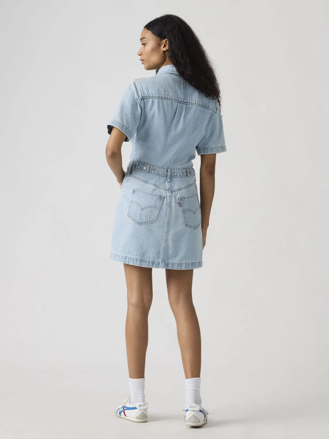 Платье джинсовое мини Logan Levi's, светло-голубой деним — фото 2