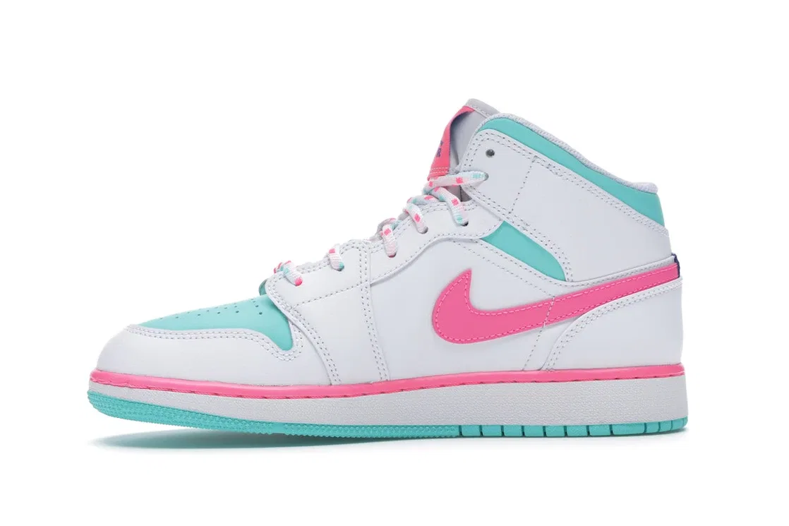 Детские кроссовки для мальчиков с принтом Jordan 1 Mid Jordan, White/Digital Pink-Aurora Green-Soar — фото 3