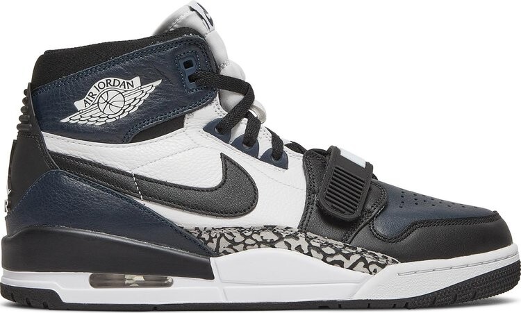 

Кроссовки Jordan Legacy 312 Midnight Navy, синий